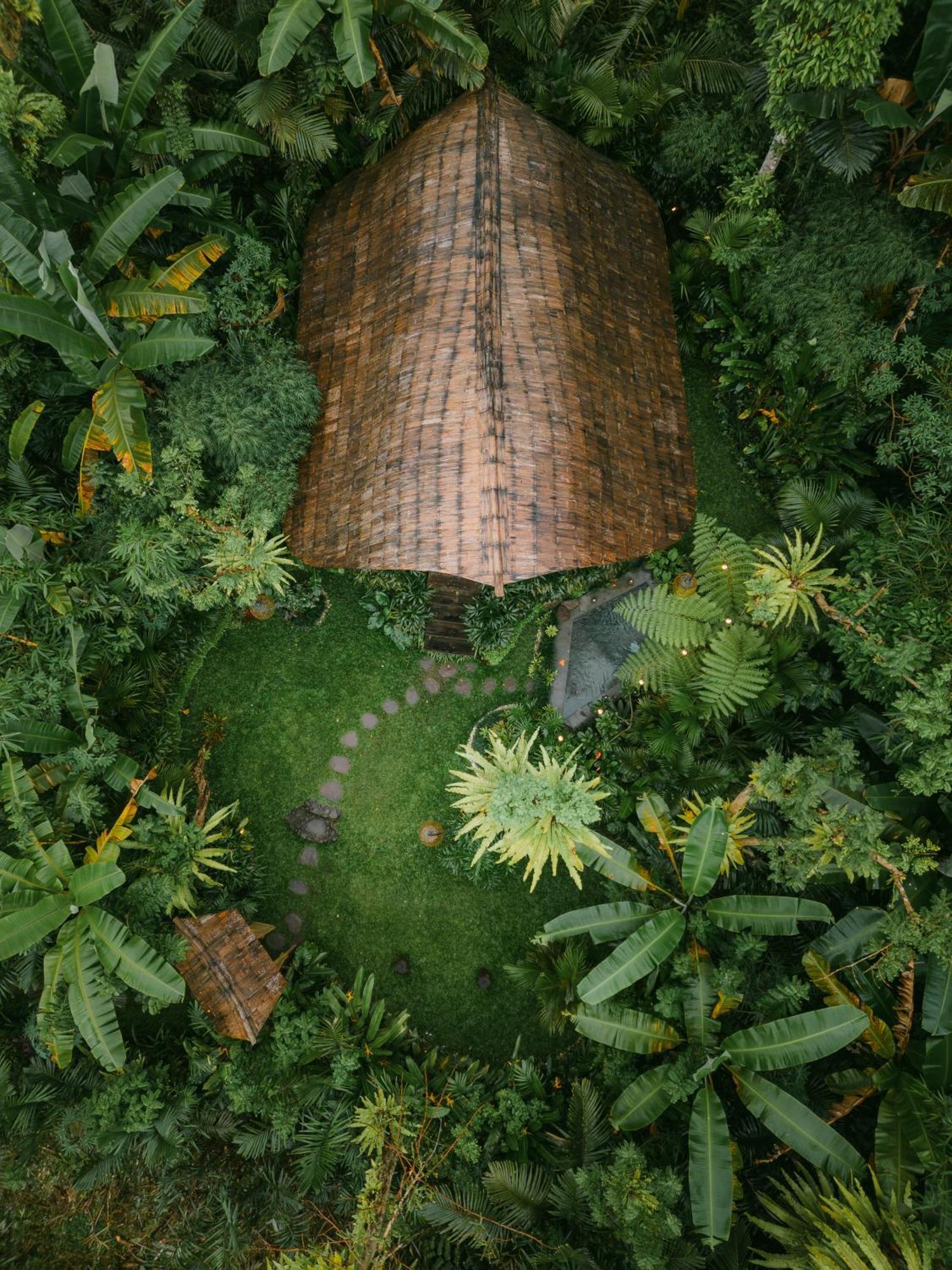サイドメン Alamvaya Bali Bamboo Houseヴィラ エクステリア 写真